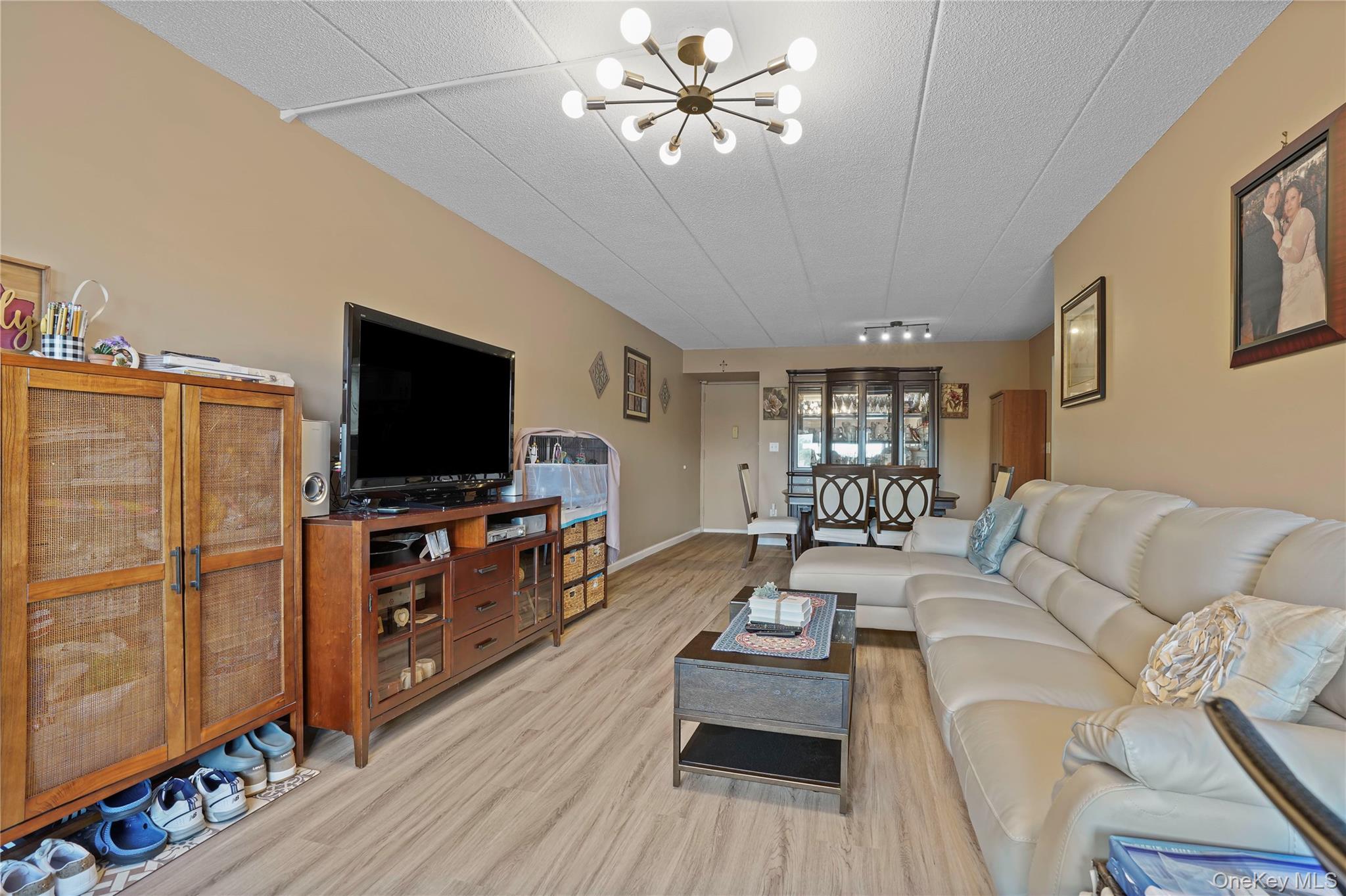 61-12 69th Street 2m Property Photo 14