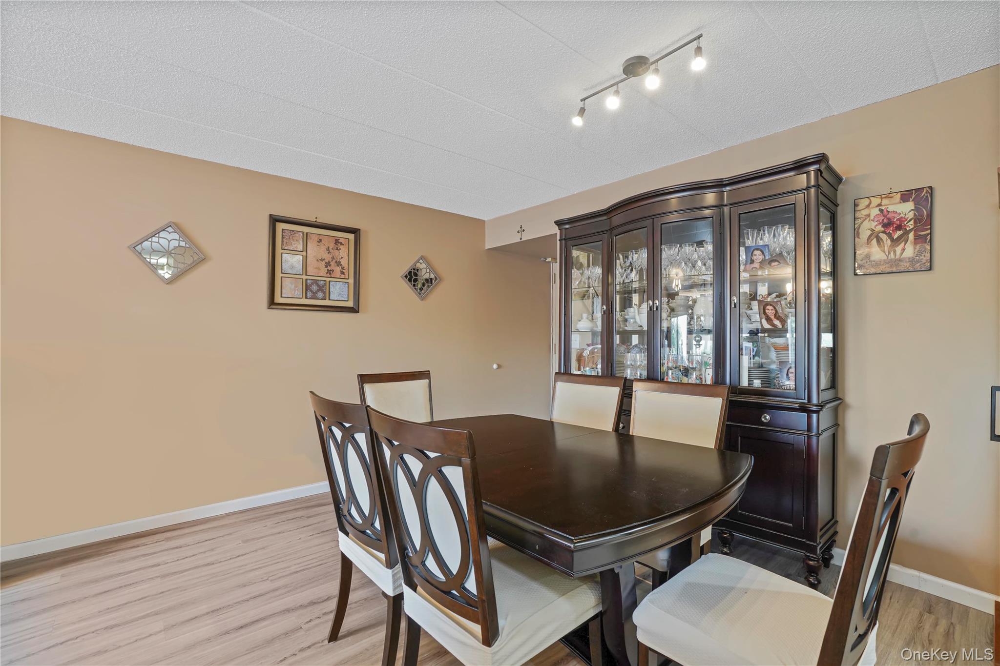 61-12 69th Street 2m Property Photo 19