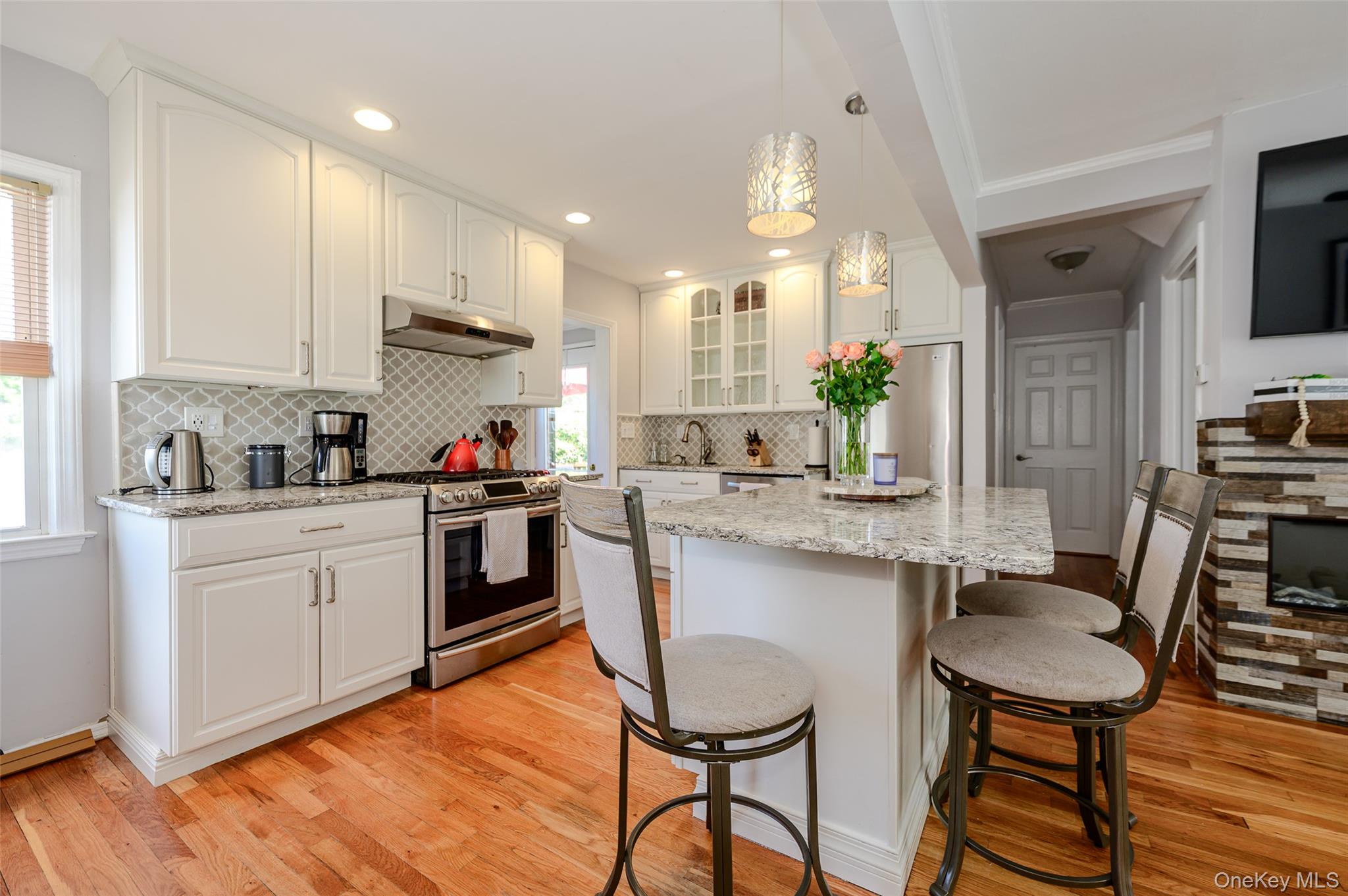 26 Rhode Avenue Property Photo 4
