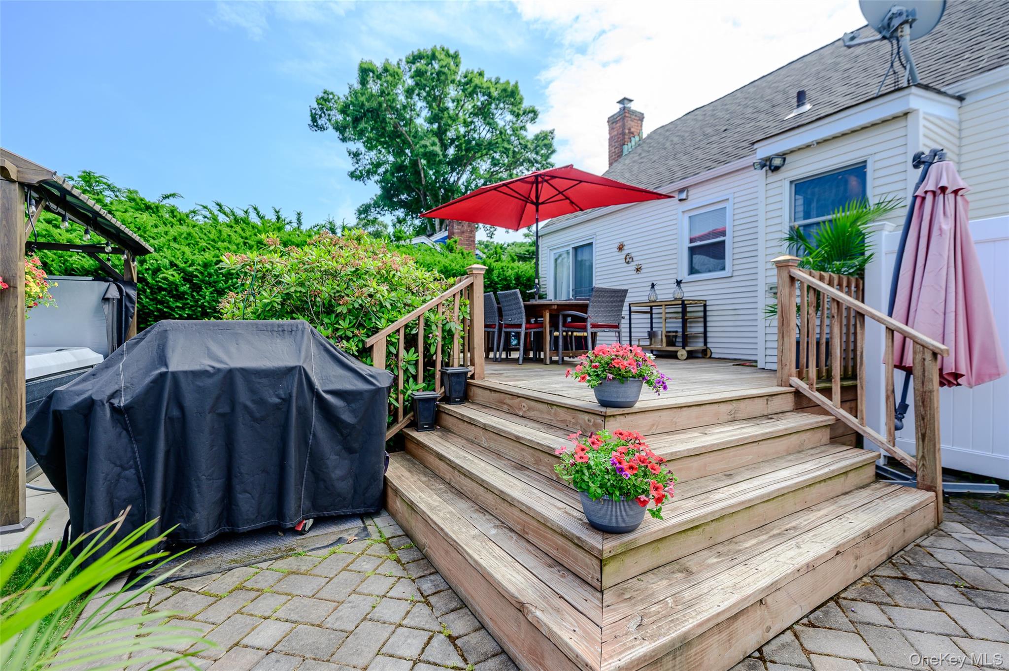 26 Rhode Avenue Property Photo 23