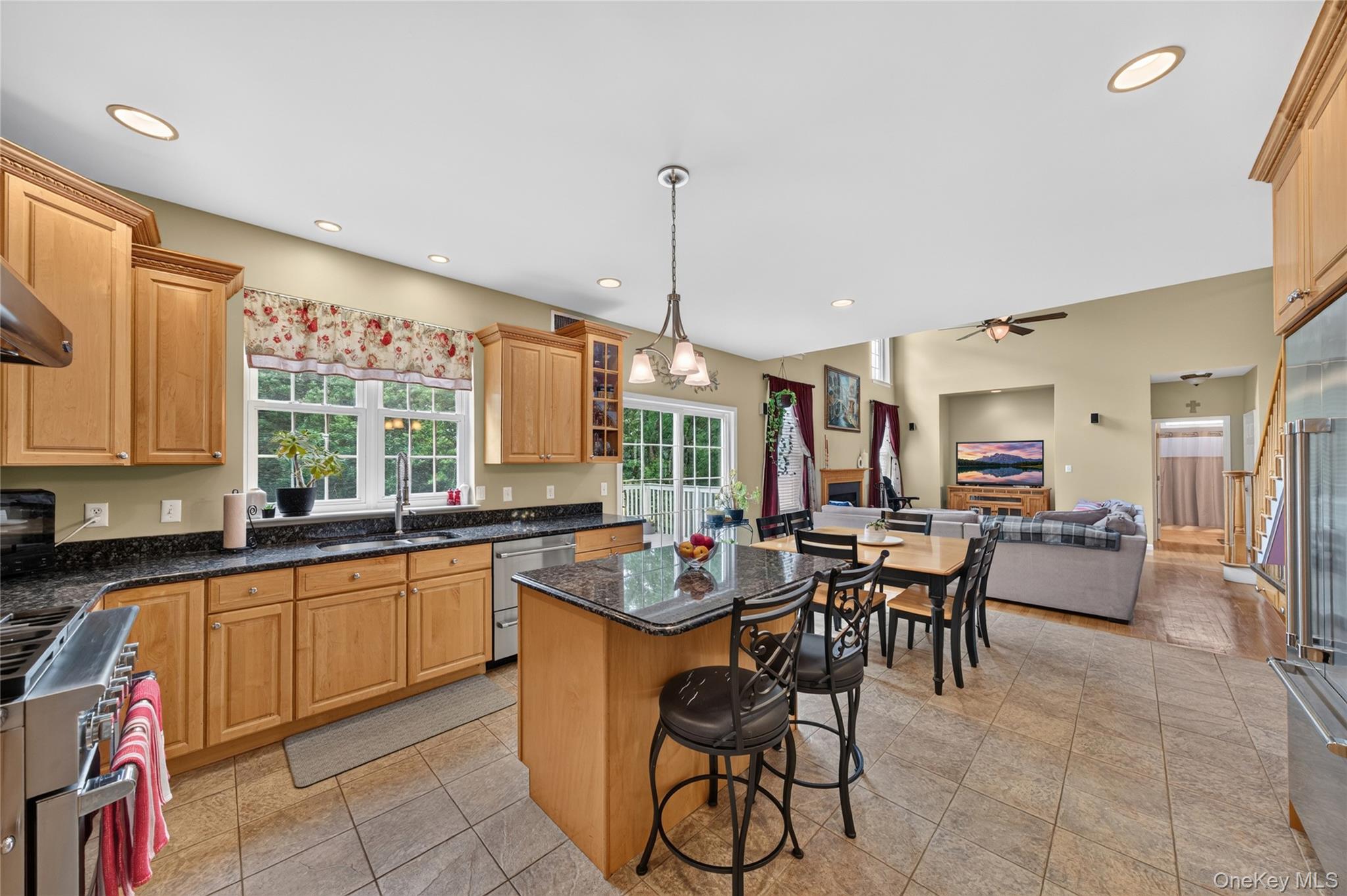 19 Grand View Terrace Property Photo 16