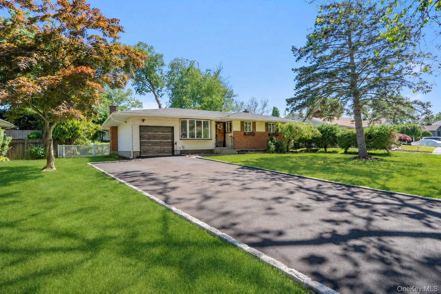 39 Tanglewood Drive Property Photo 3