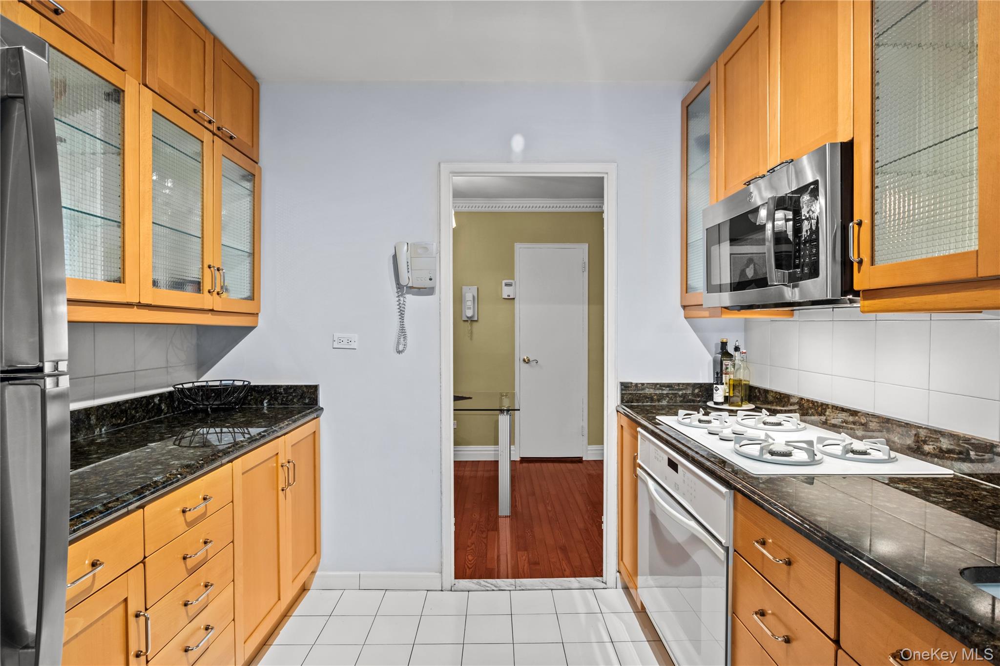 2575 Palisade Avenue 2g Property Photo 7