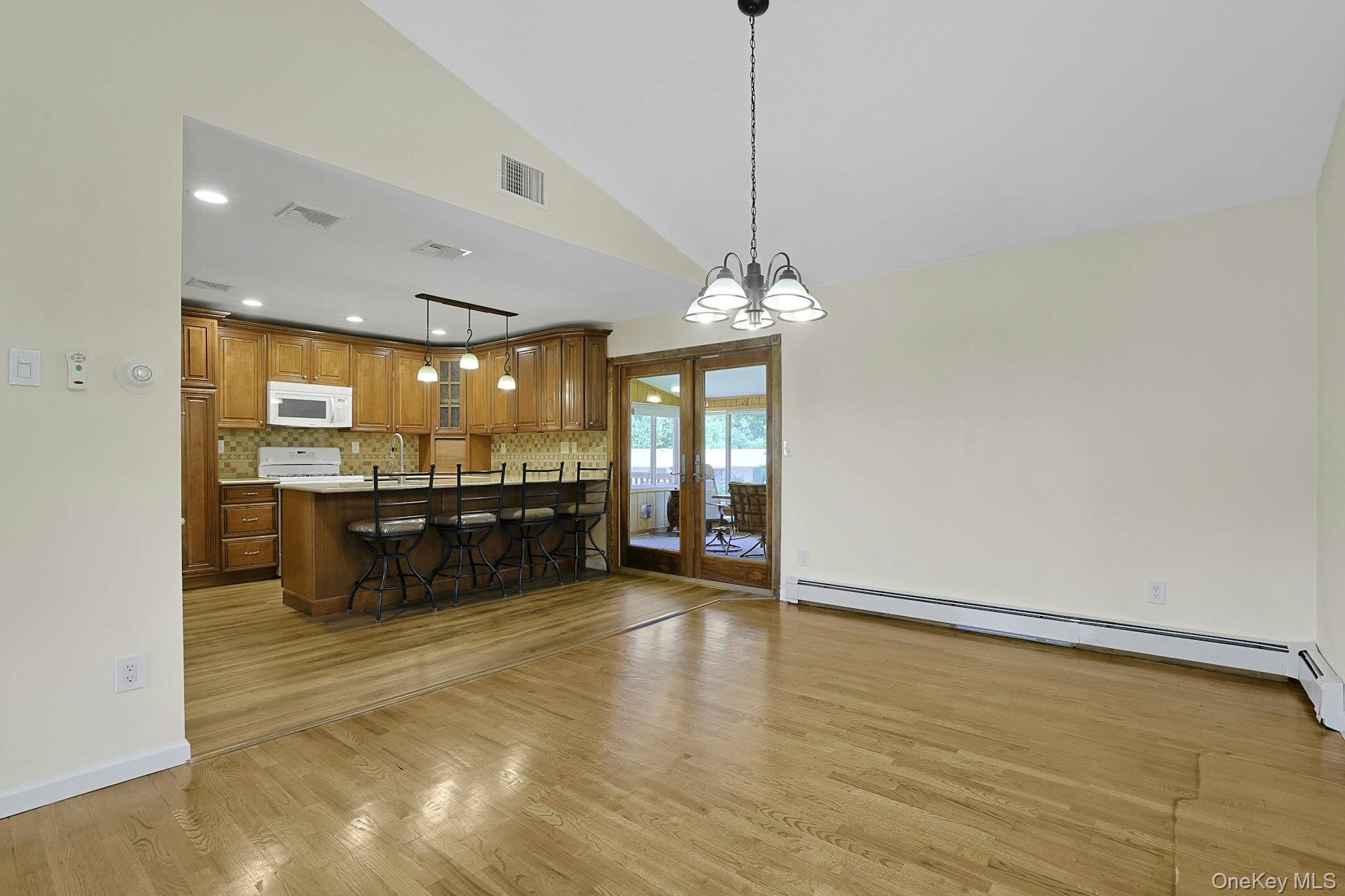 6 Hannah Lane Property Photo 10