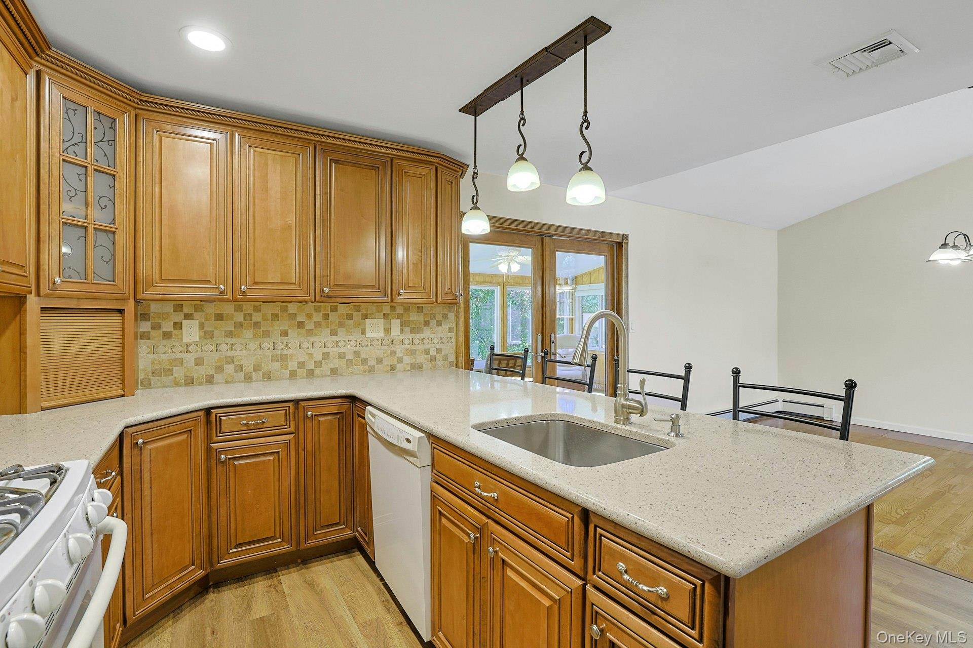 6 Hannah Lane Property Photo 15