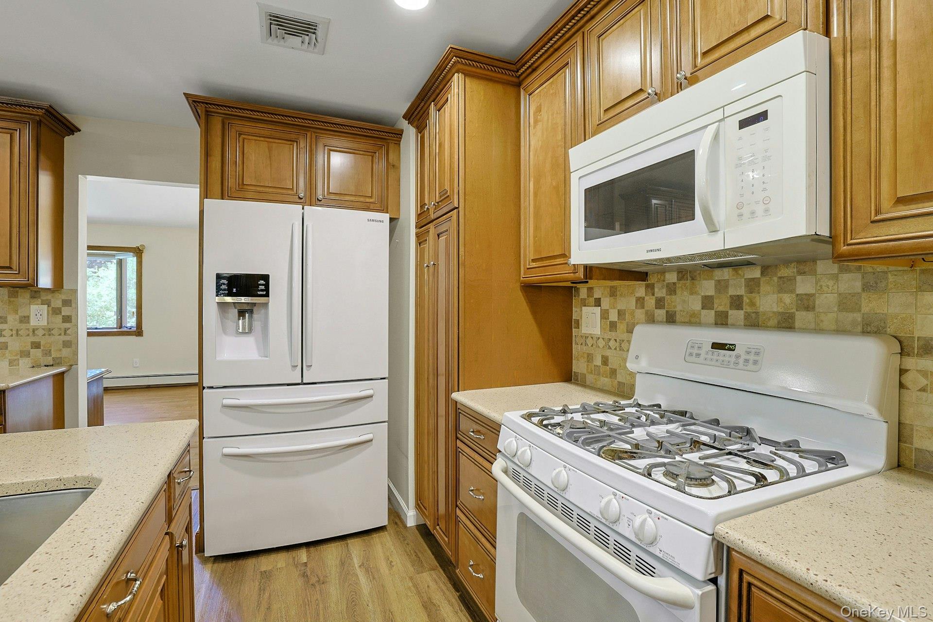 6 Hannah Lane Property Photo 16