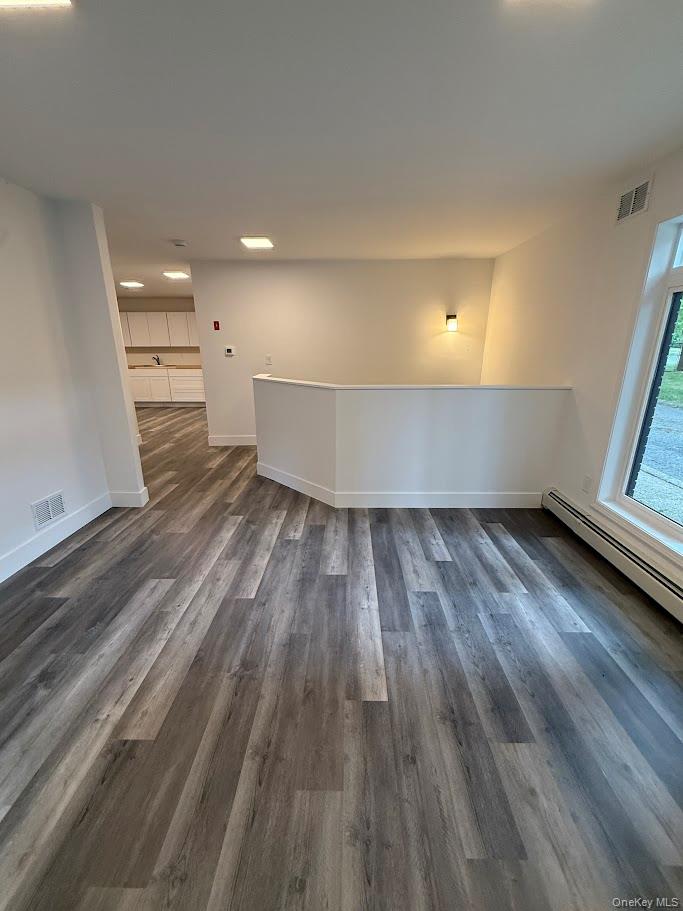 149 S Grand Avenue Property Photo 13