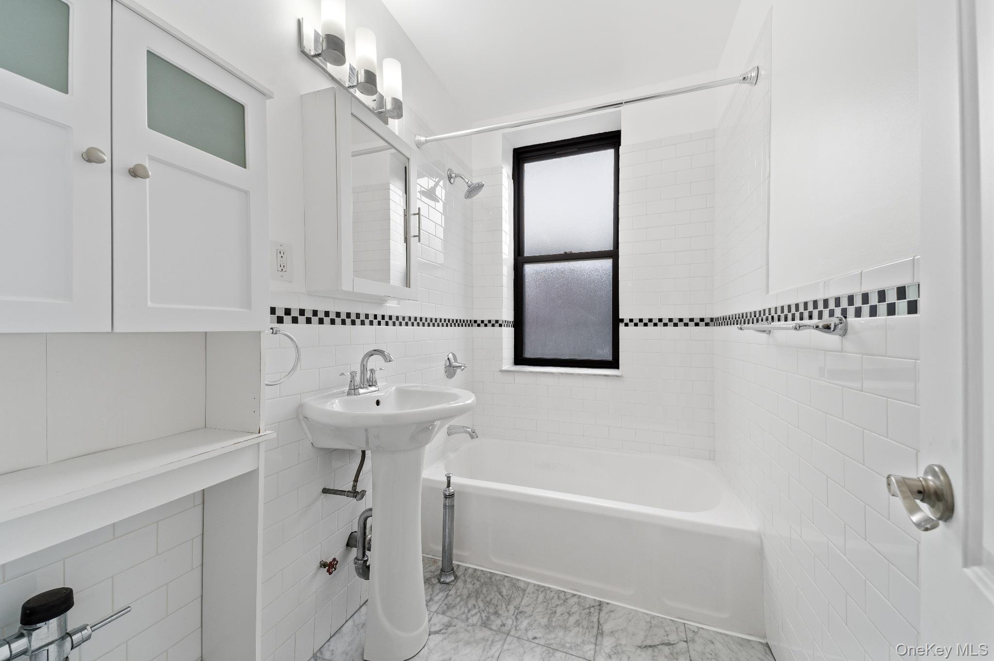 41-42 50th Street 4f Property Photo 15