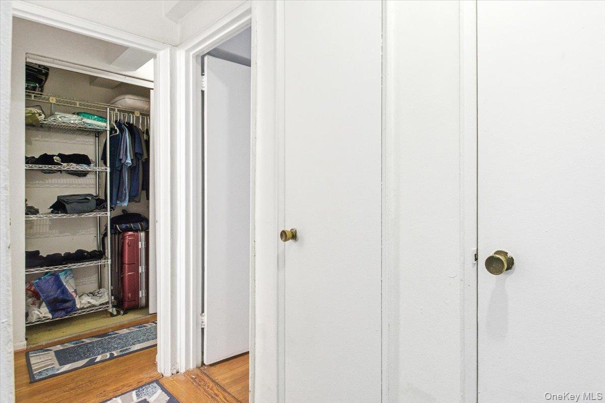 66-10 Thornton Place 2e Property Photo 16