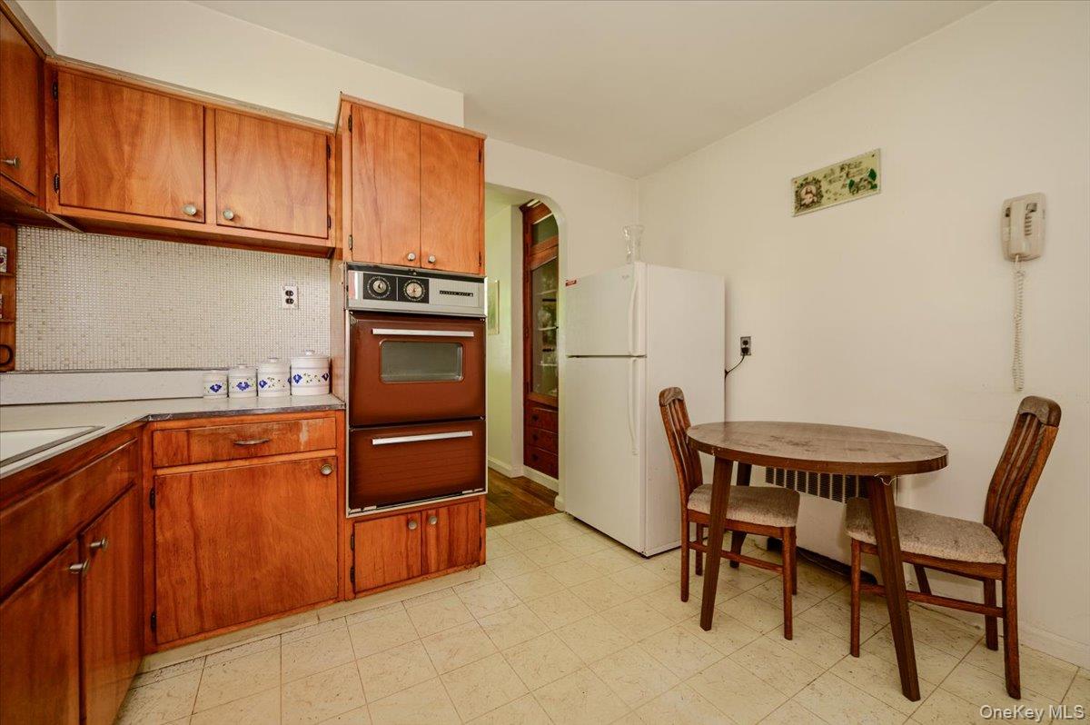 3254 Lafayette Avenue Property Photo 7