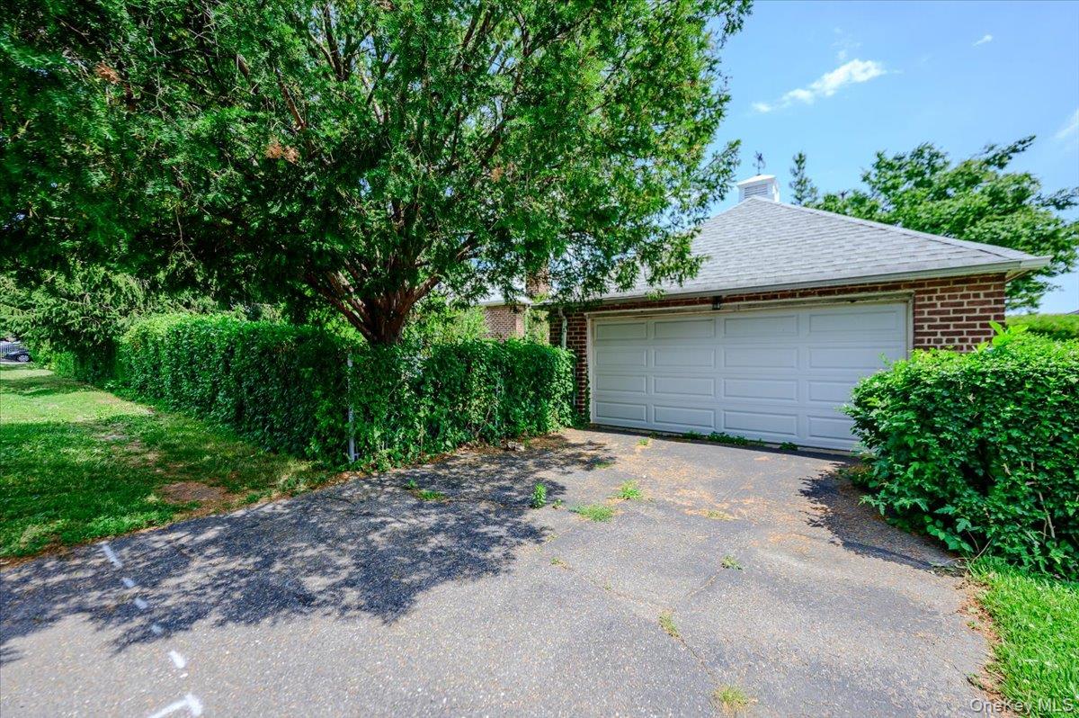 3254 Lafayette Avenue Property Photo 23