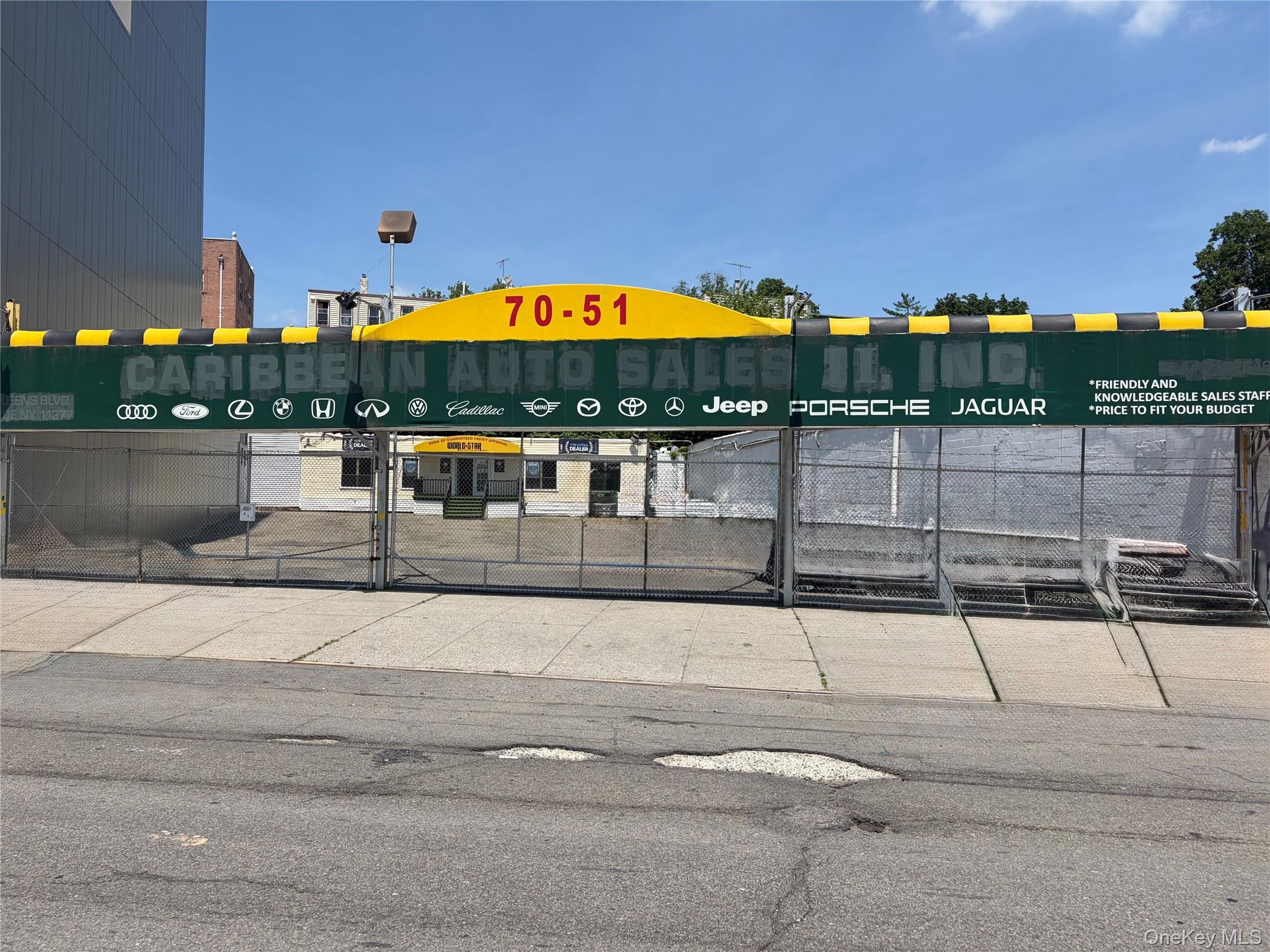 7051 Queens Boulevard Property Photo 2