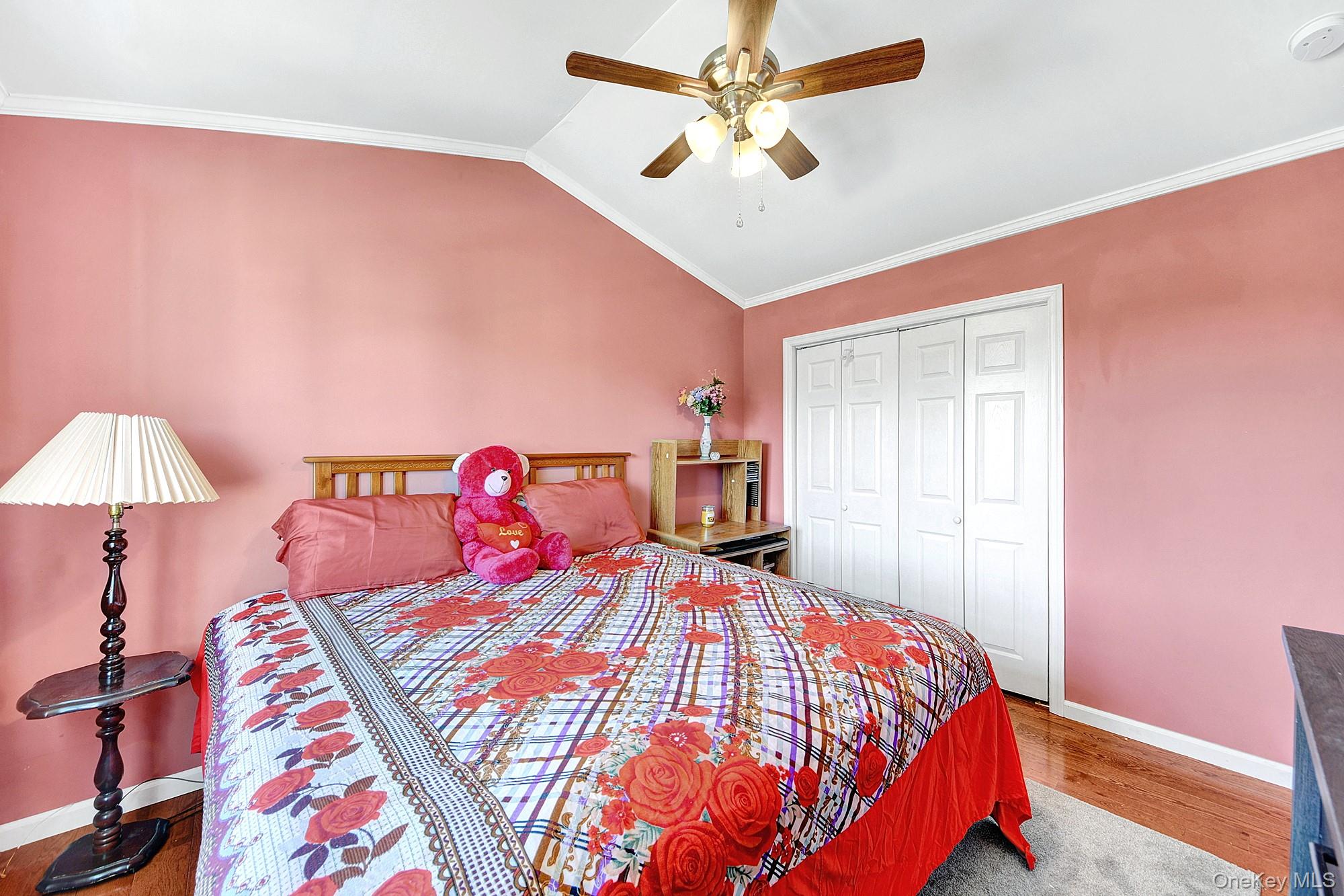361 Verplanck Avenue Property Photo 20