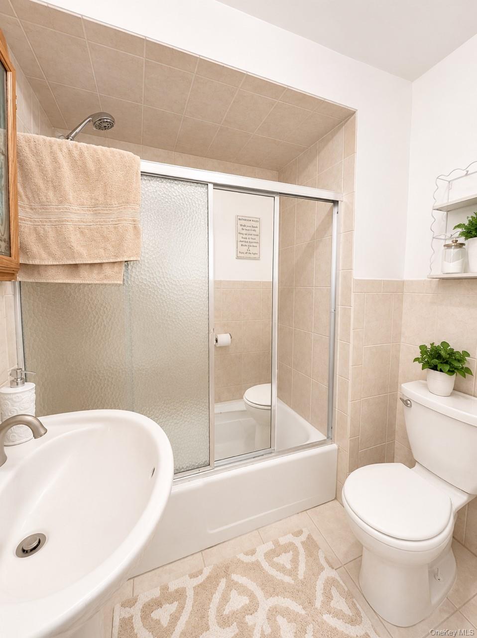 110 Roosevelt Avenue Property Photo 12