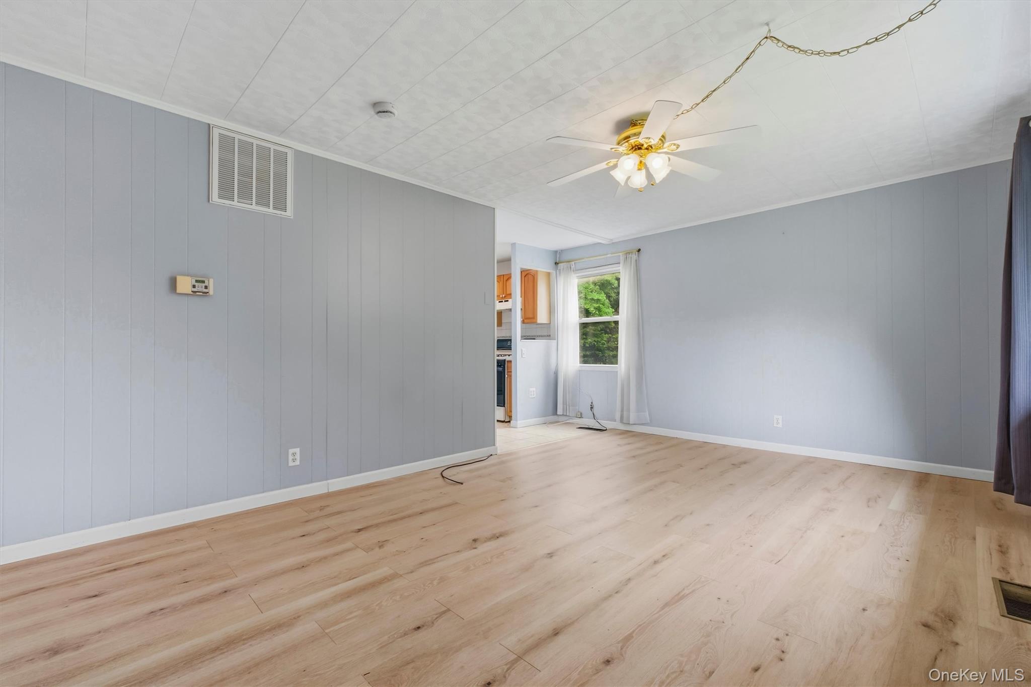 56 Cayuga Drive Property Photo 3