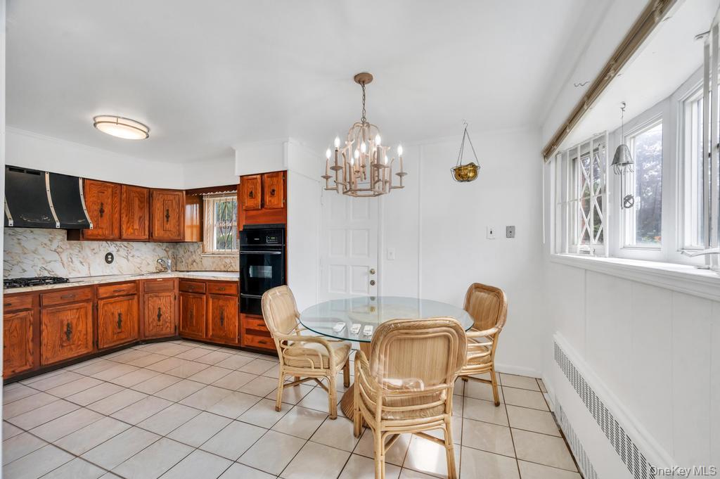 13715 169th Street Property Photo 12