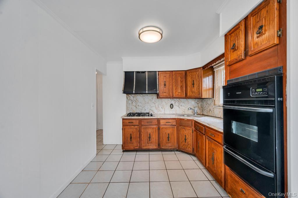13715 169th Street Property Photo 13