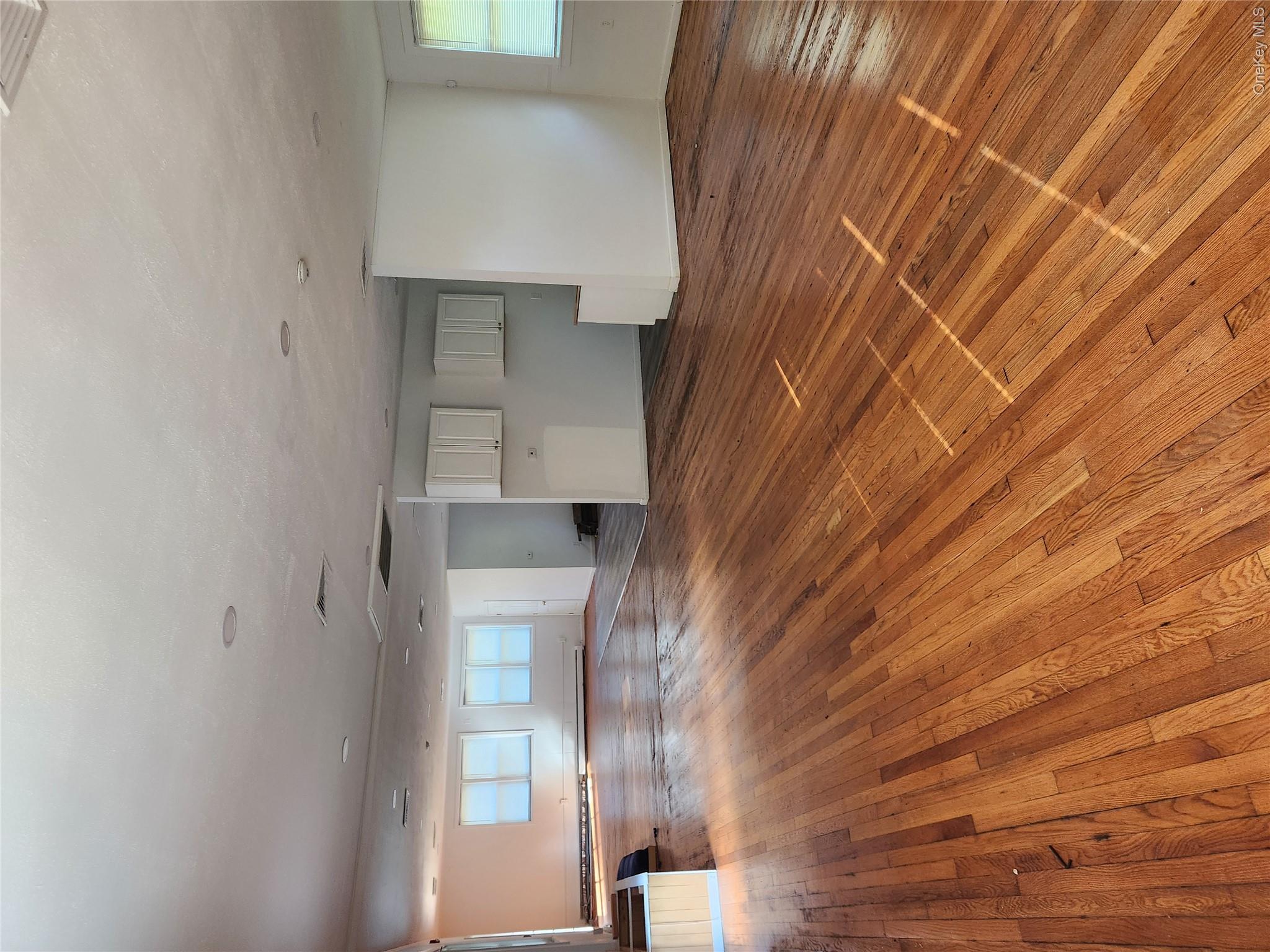 650 N Liberty Avenue Property Photo 7