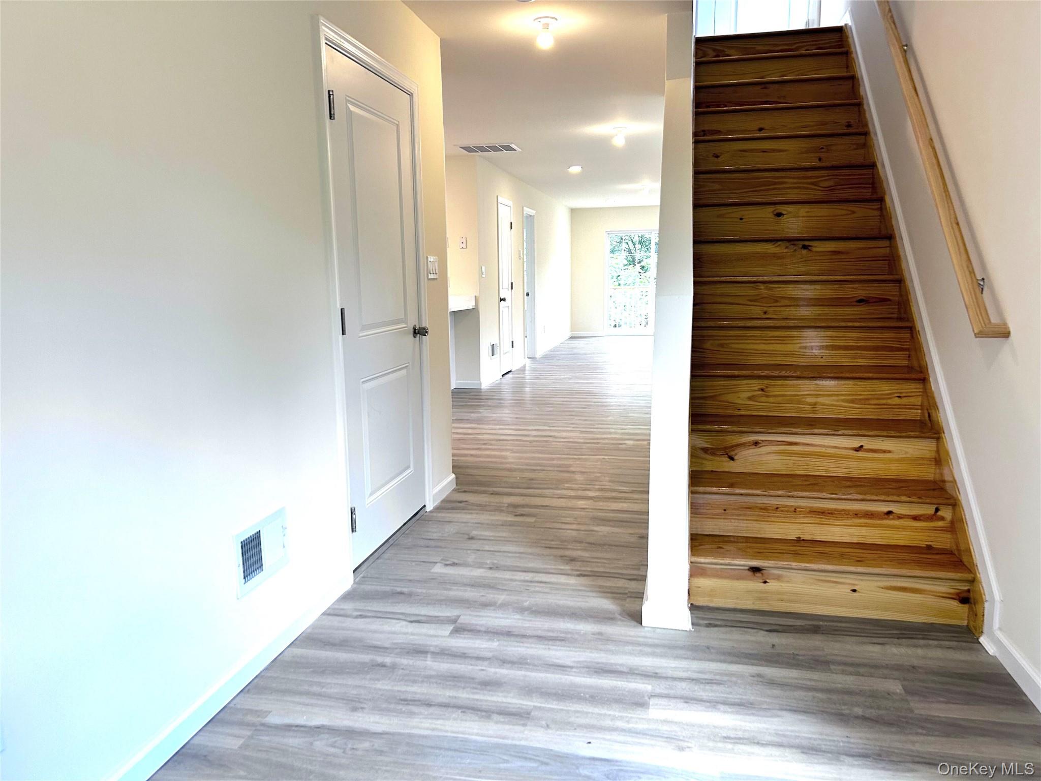 1013065 Property Photo 6