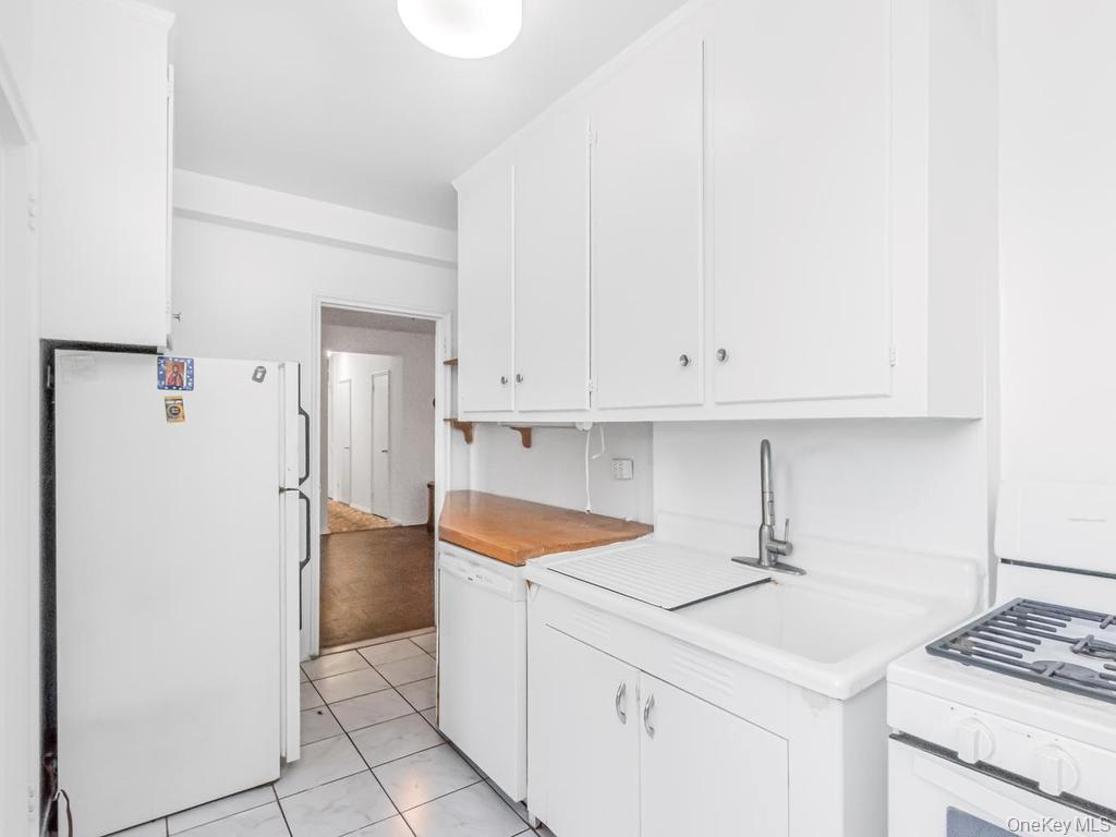 2711 Henry Hudson Parkway 6d Property Photo 8