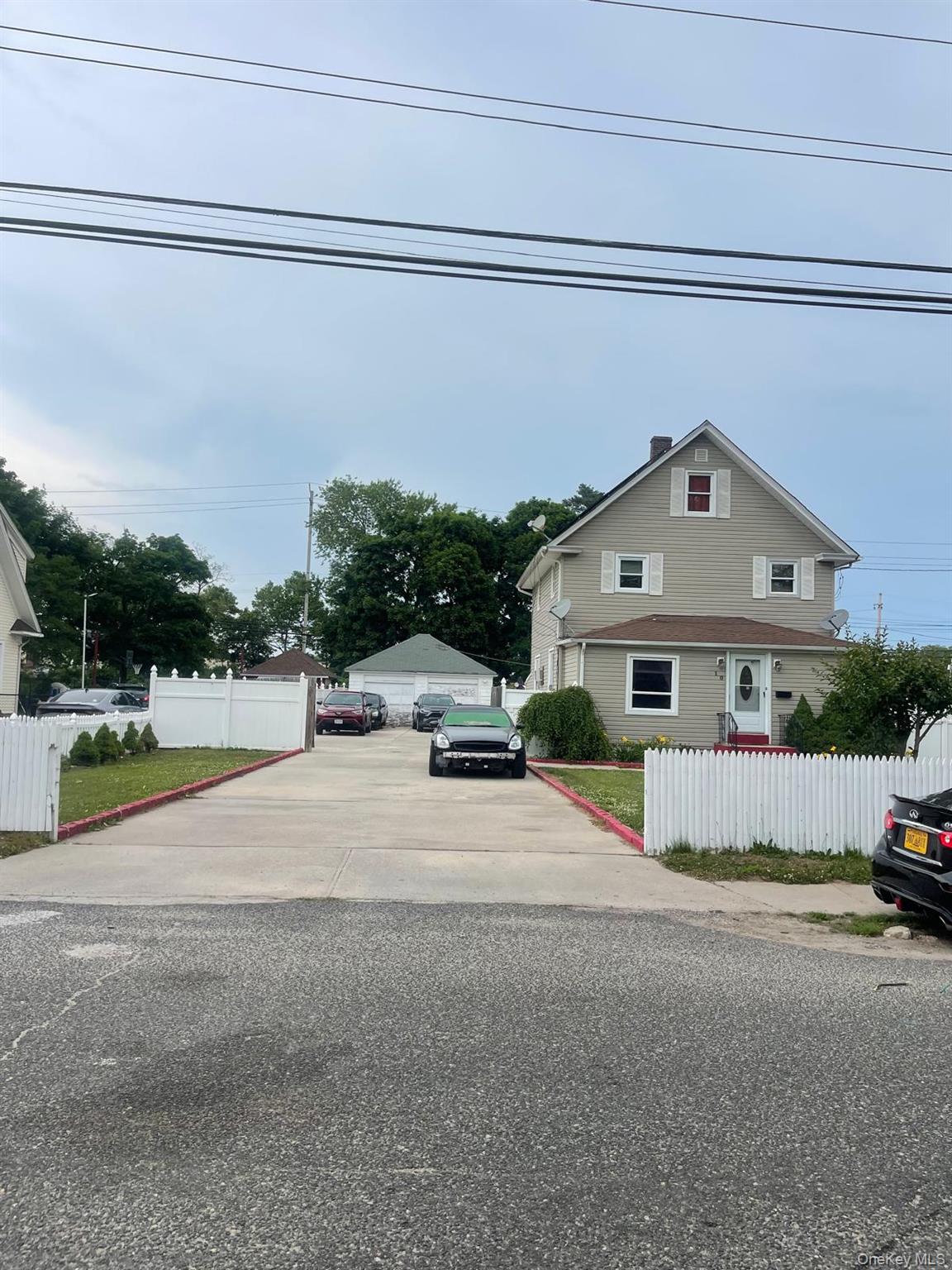 10 1st Avenue Property Photo 2