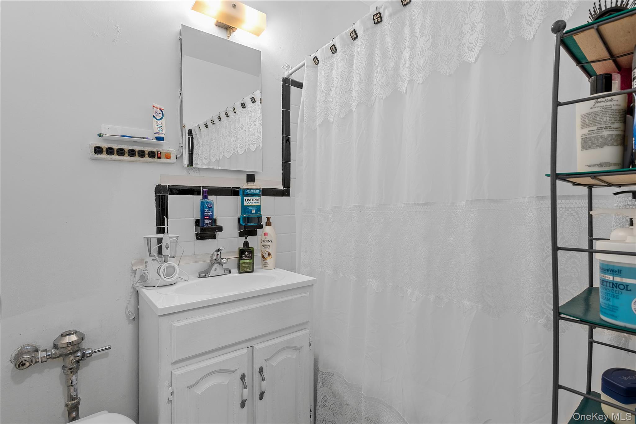 34-41 85th Street 4d Property Photo 16