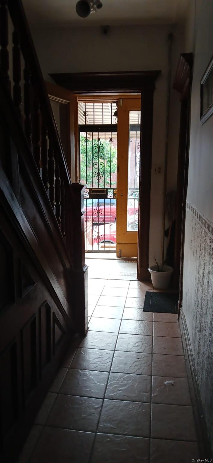 217 Hemlock Street Property Photo 3