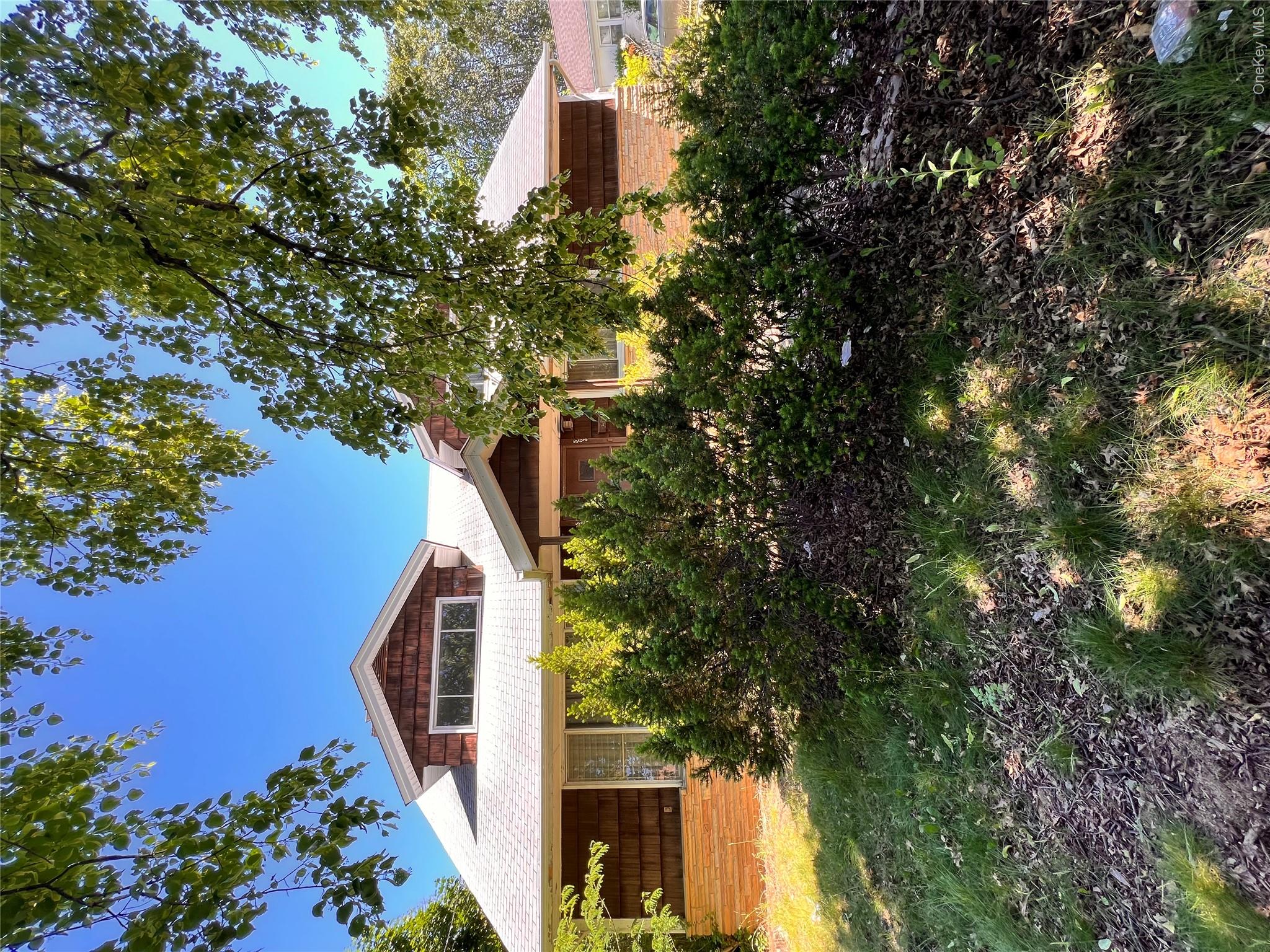 561-563 Northern Parkway Property Photo 1