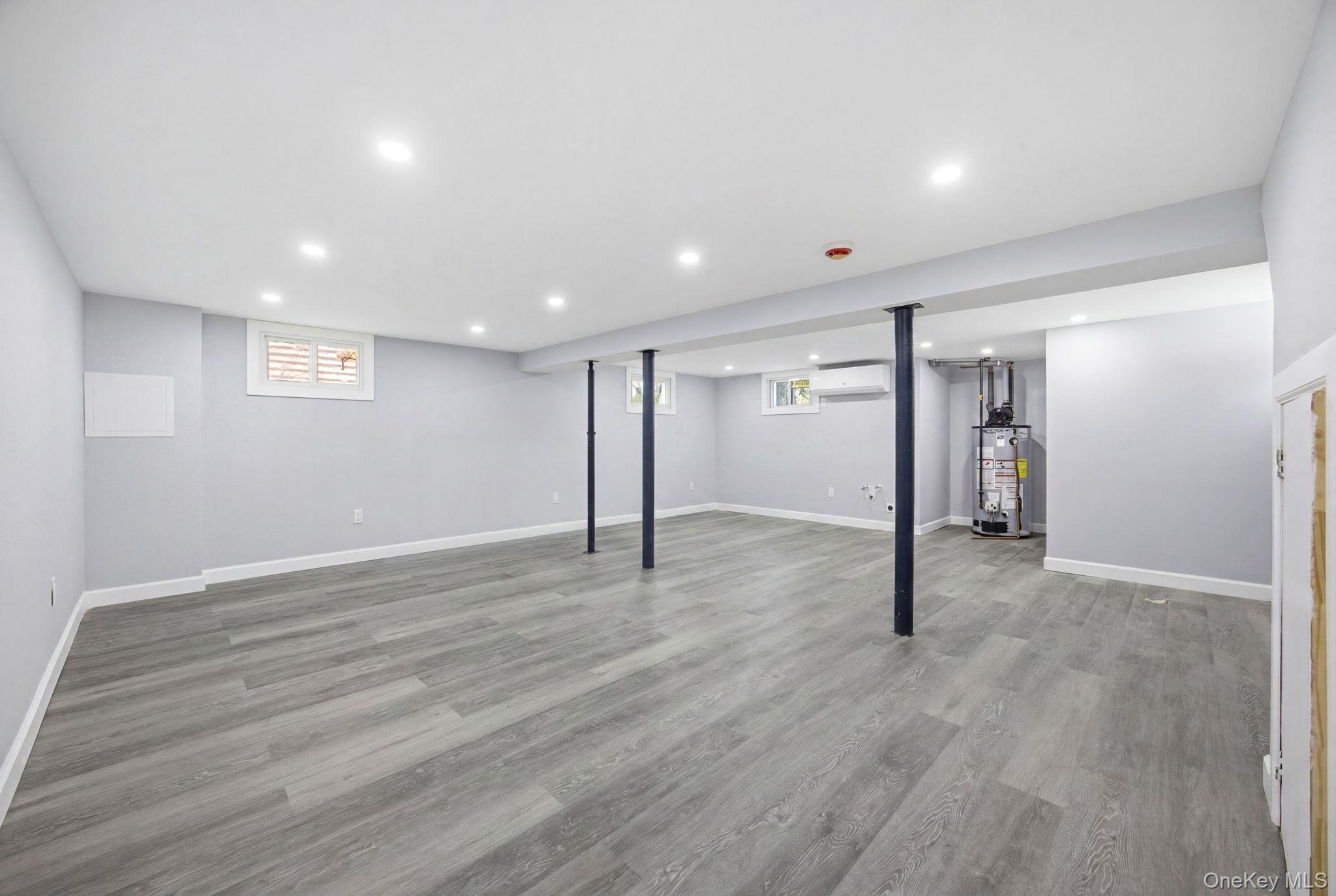 107 E Saint Marks Place Property Photo 18
