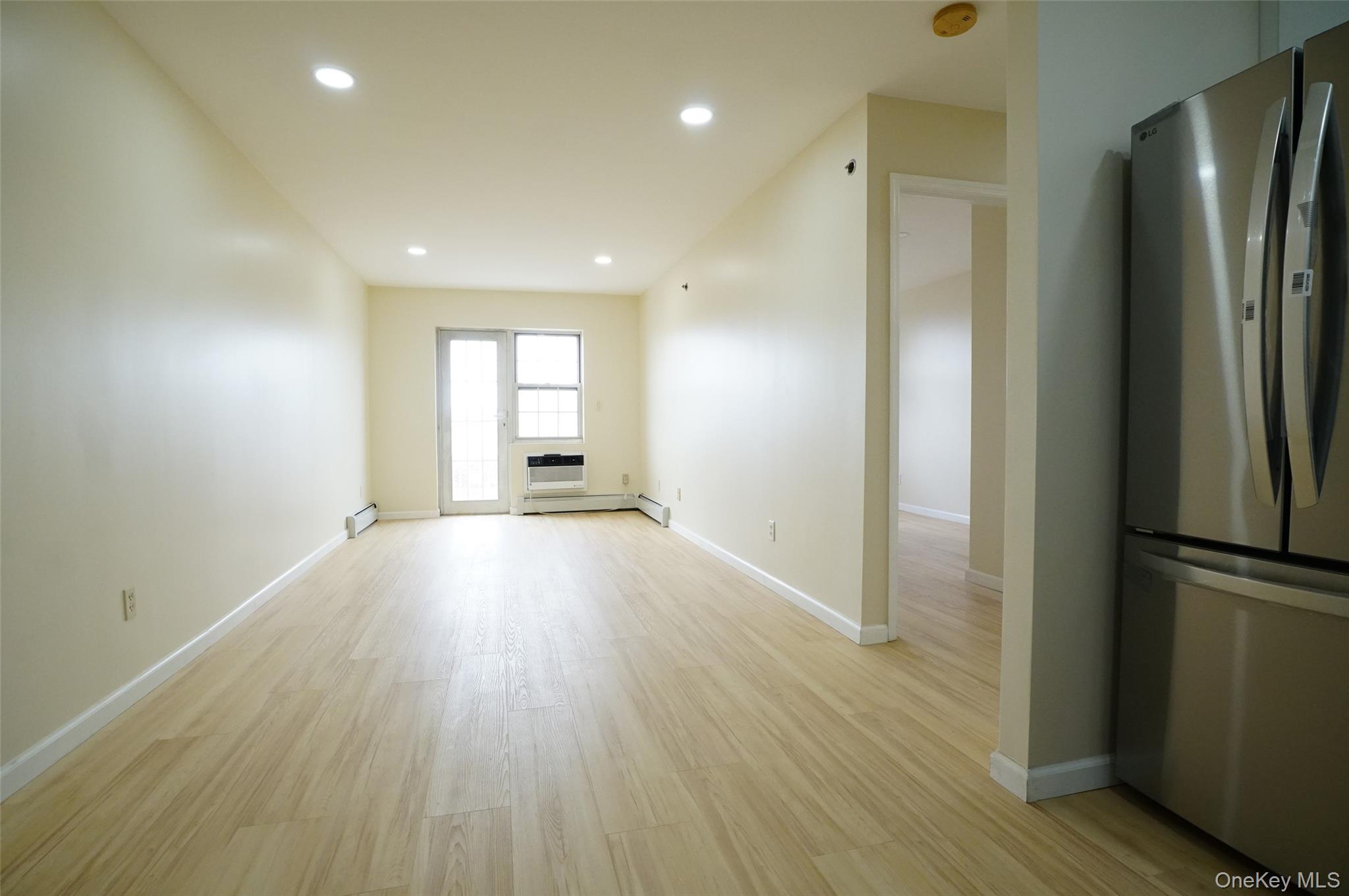41-35 67th Street 6b Property Photo 4