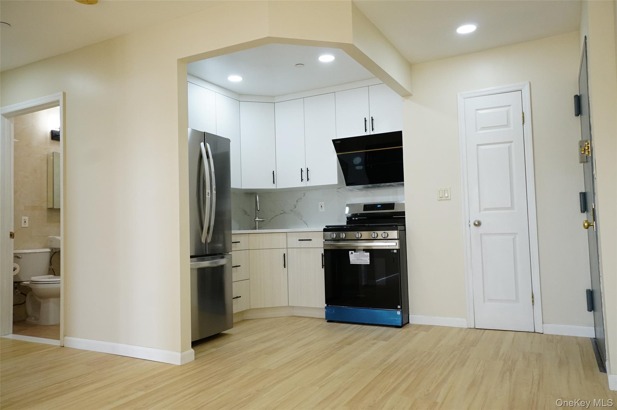 41-35 67th Street 6b Property Photo 8