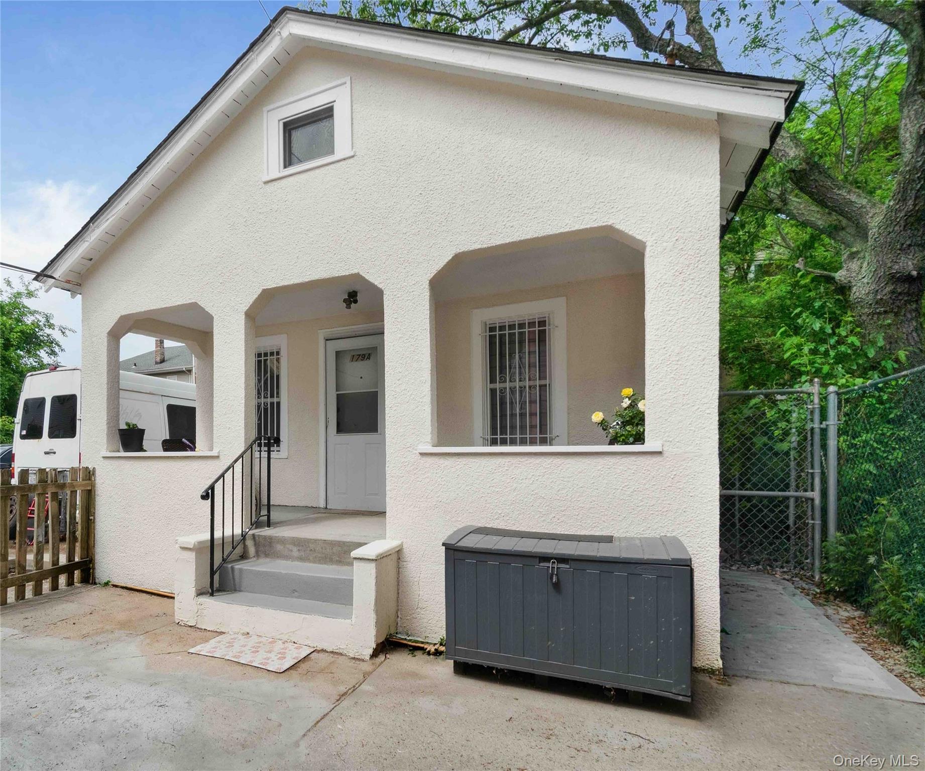 179a Beach 26th Street Property Photo 2