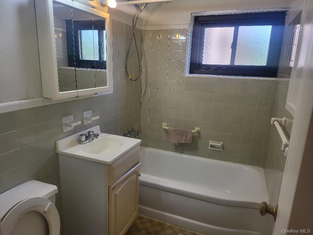 87-56 Francis Lewis Boulevard B62 Property Photo 8