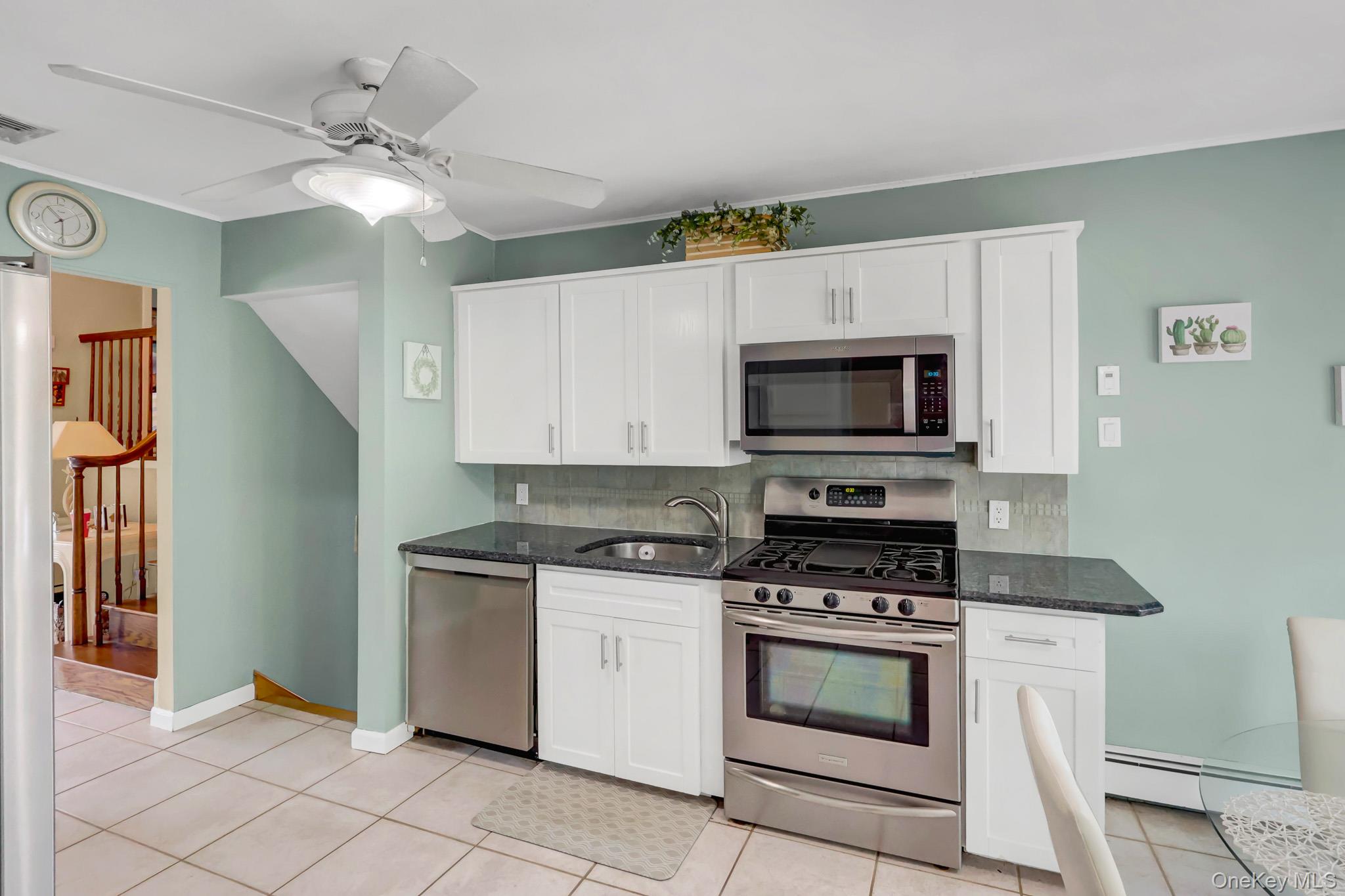 3987 Bayberry Lane Property Photo 6