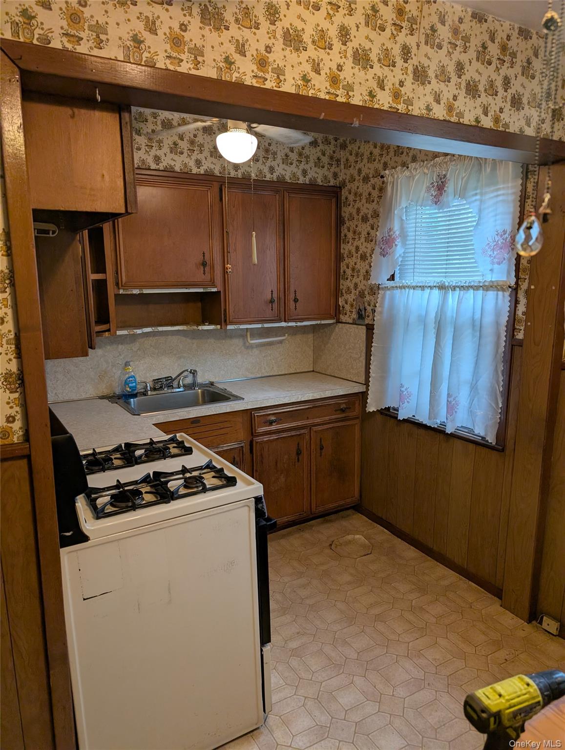 228 Morsemere Avenue Property Photo 9