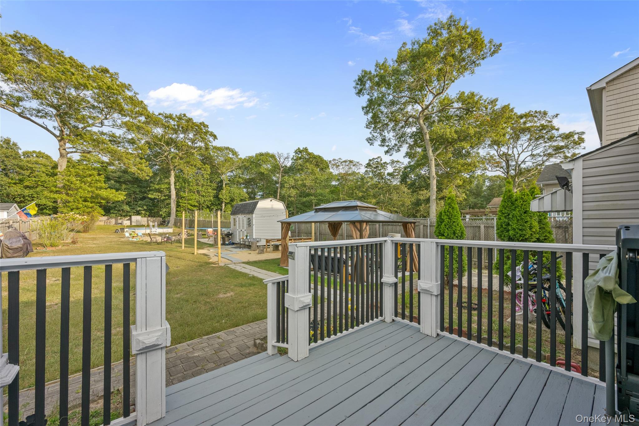87 Biltmore Drive Property Photo 12