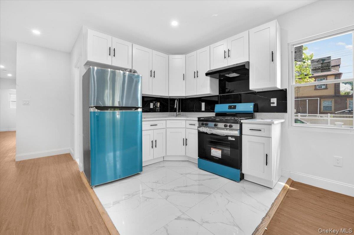 14549 115th Avenue Property Photo 5