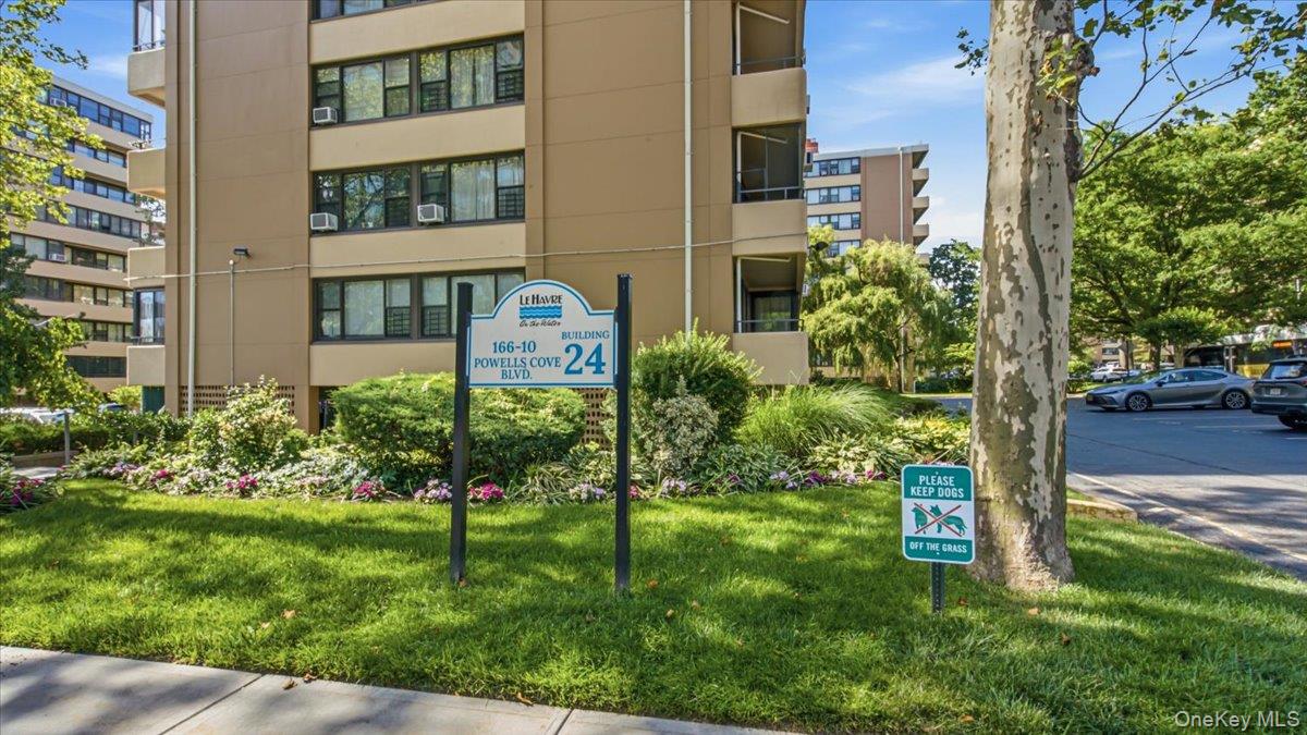 166-10 Powells Cove Boulevard 6C Property Photo 1