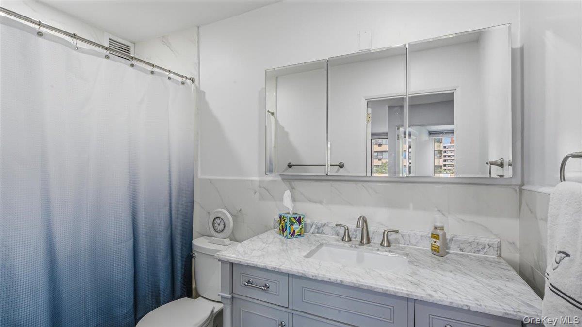 166-10 Powells Cove Boulevard 6c Property Photo 15