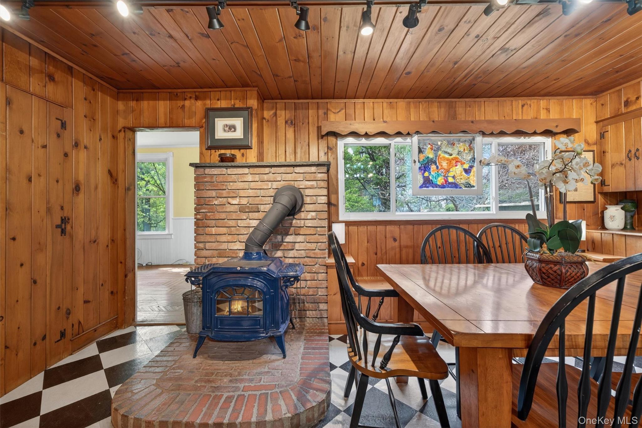 219 Husdon Street Property Photo 10