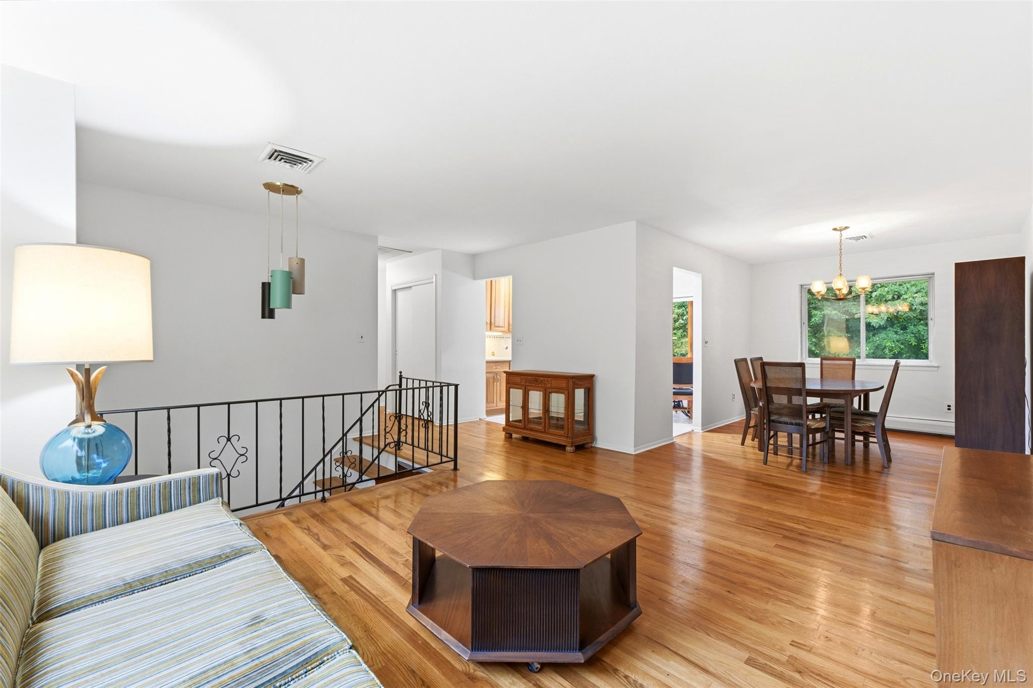 223 Newport Avenue Property Photo 7