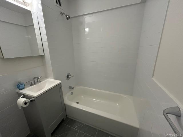 671 Bronx River Road 6g Property Photo 10