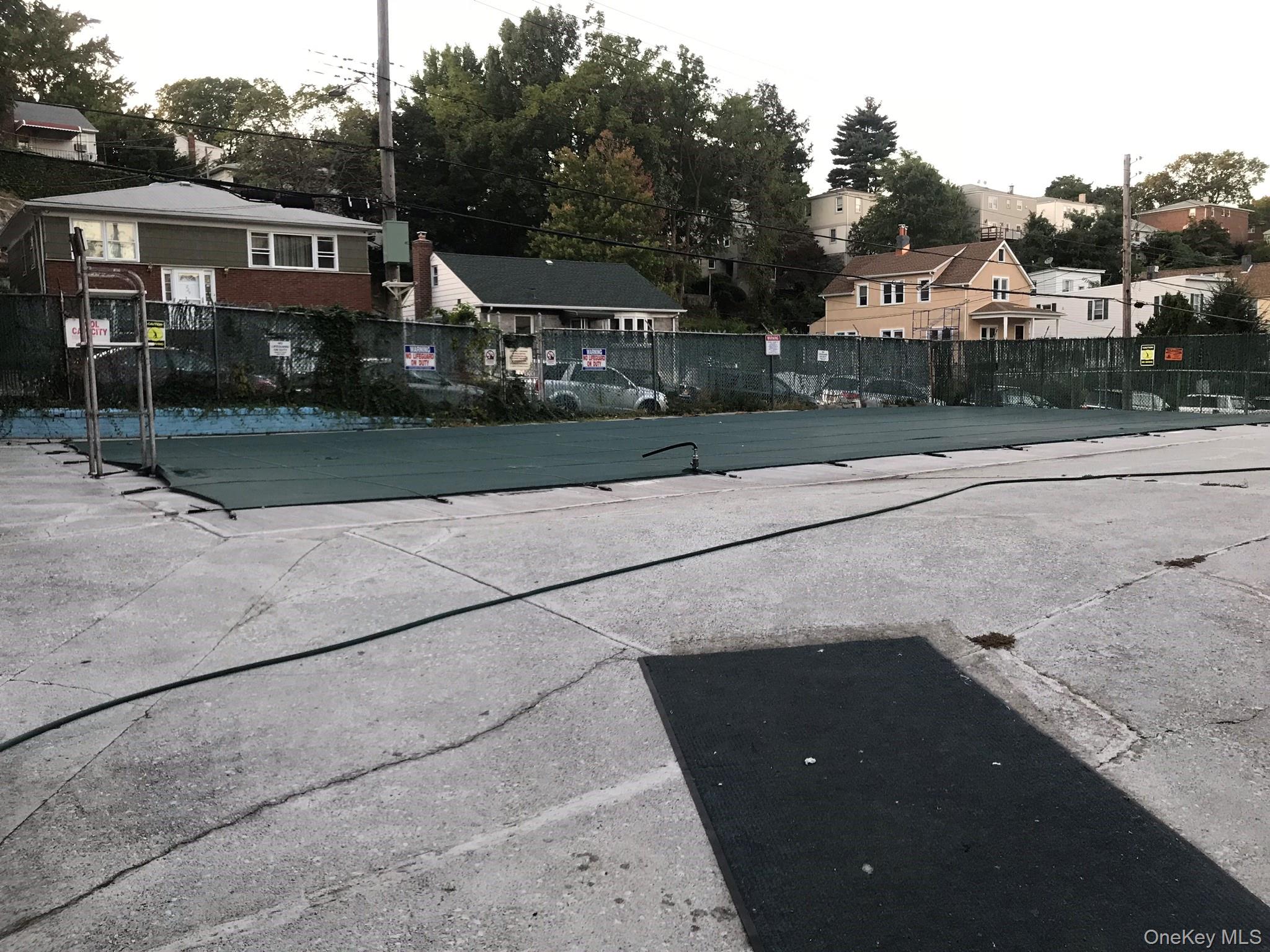 671 Bronx River Road 6g Property Photo 14