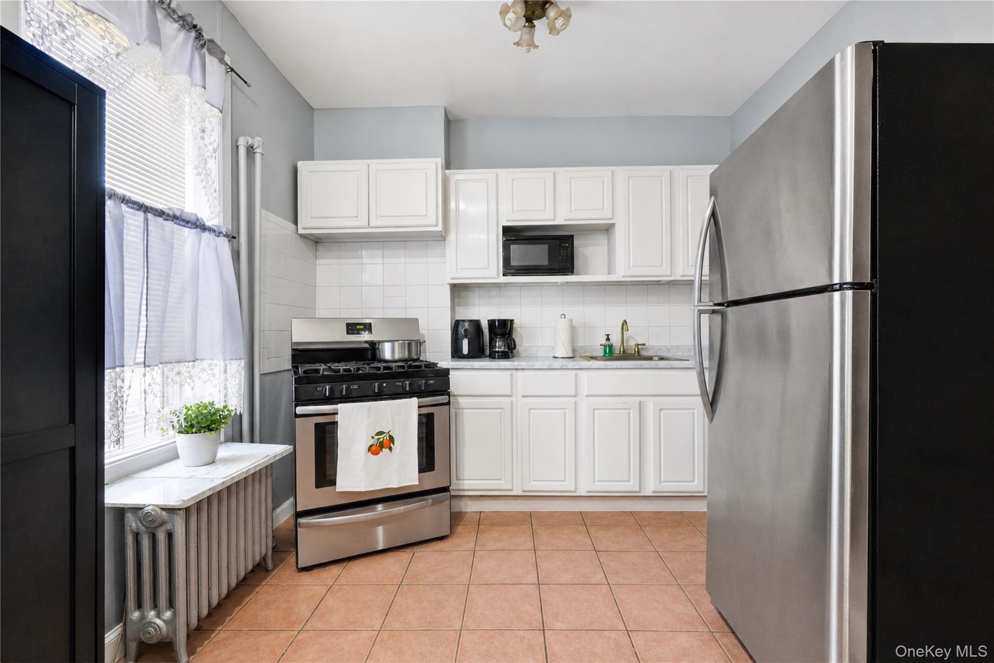 192 Hale Avenue Property Photo 28
