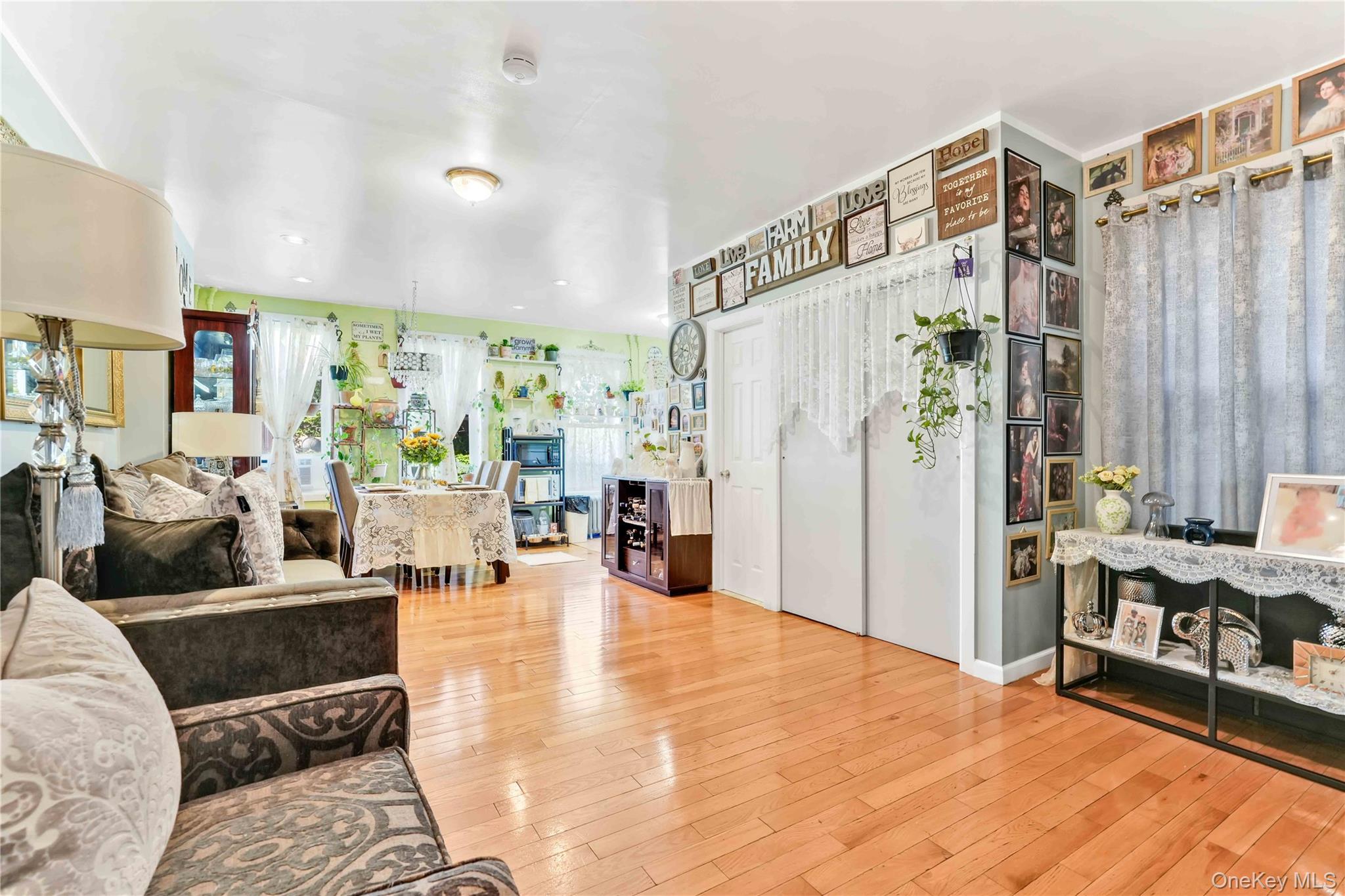 192 Hale Avenue Property Photo 36