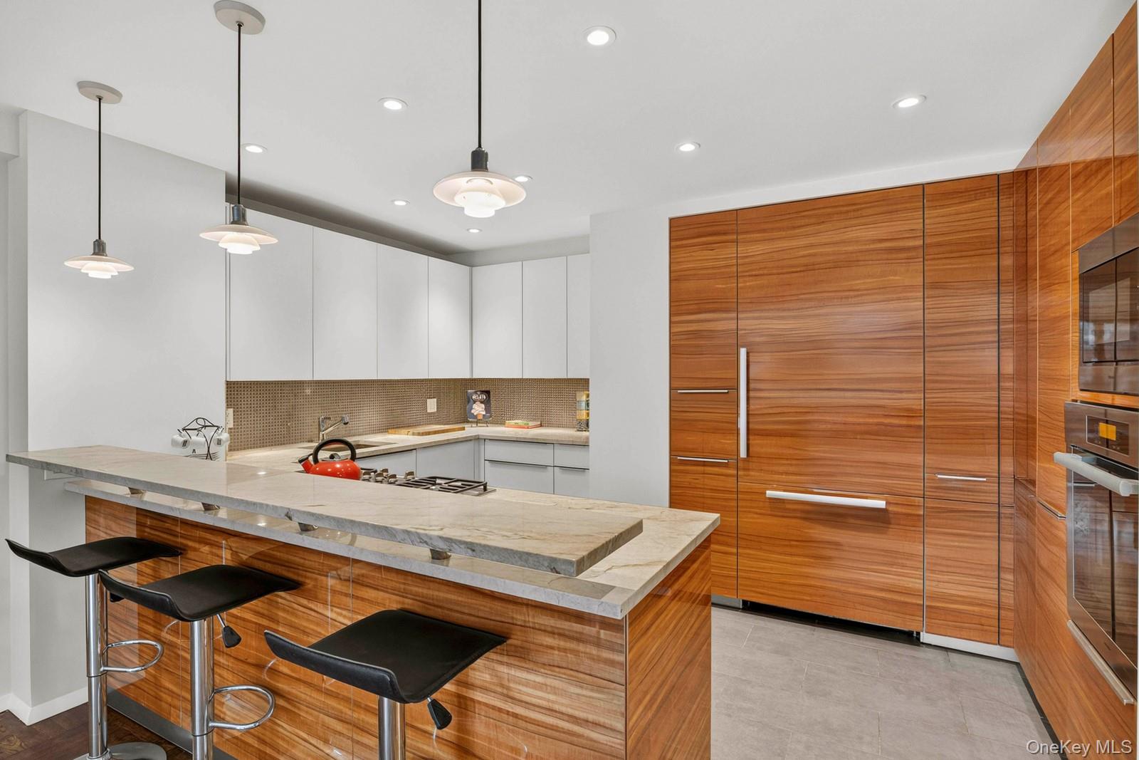 425 East 63rd Street W12ef Property Photo 3