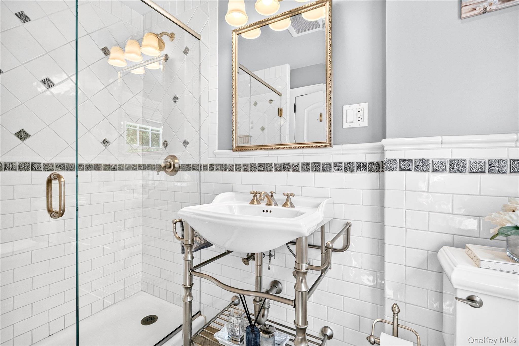 2 Stewart Avenue Property Photo 28