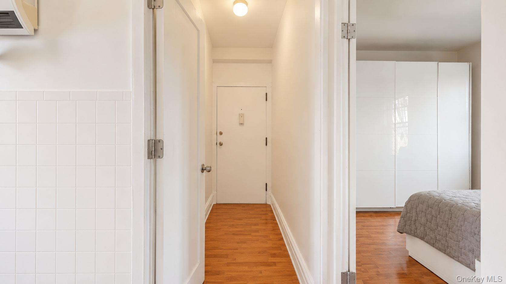 4-6 W 105th Street 6a Property Photo 8