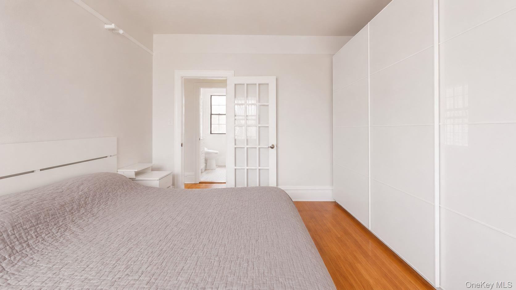 4-6 W 105th Street 6a Property Photo 11