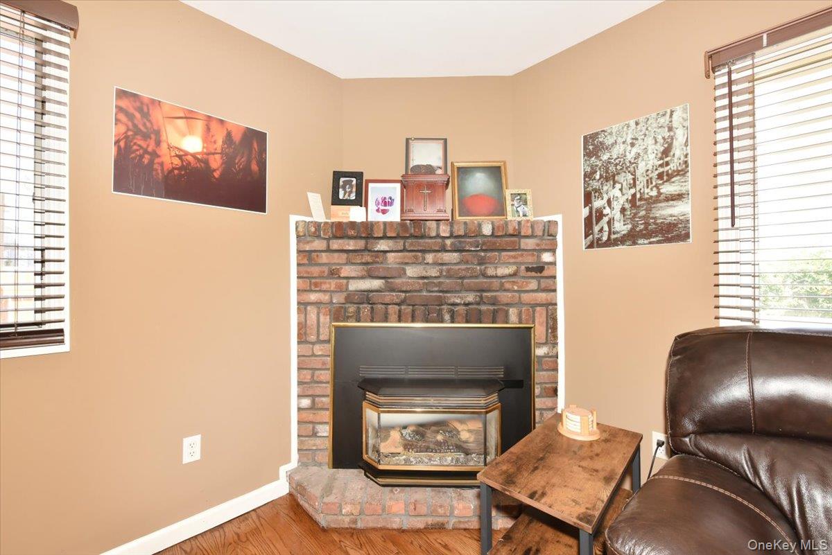 11 Glenda Drive Property Photo 9
